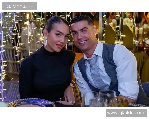 足球明星魅力无限女人如云背后的爱情故事与挑战